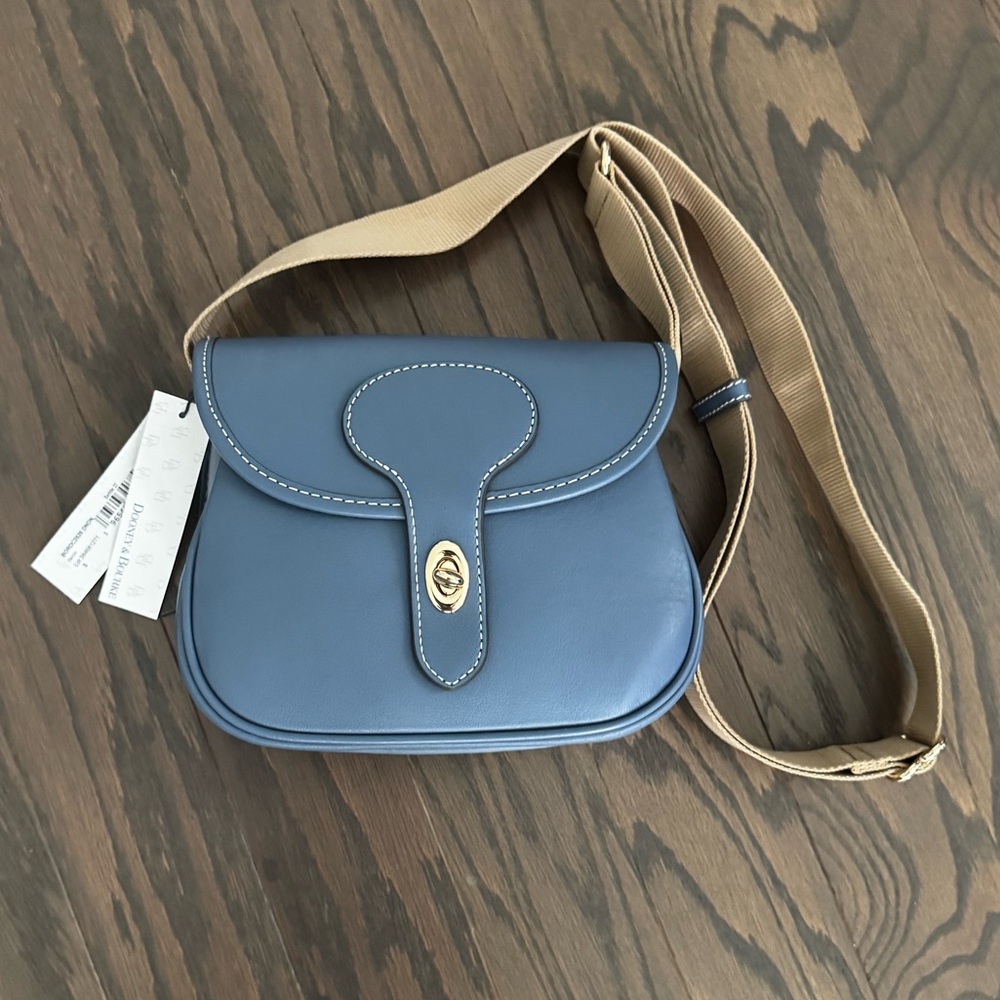 NWT Dooney & Bourke Penrose 2 Saddle 22 Leather Crossbody
in Denim